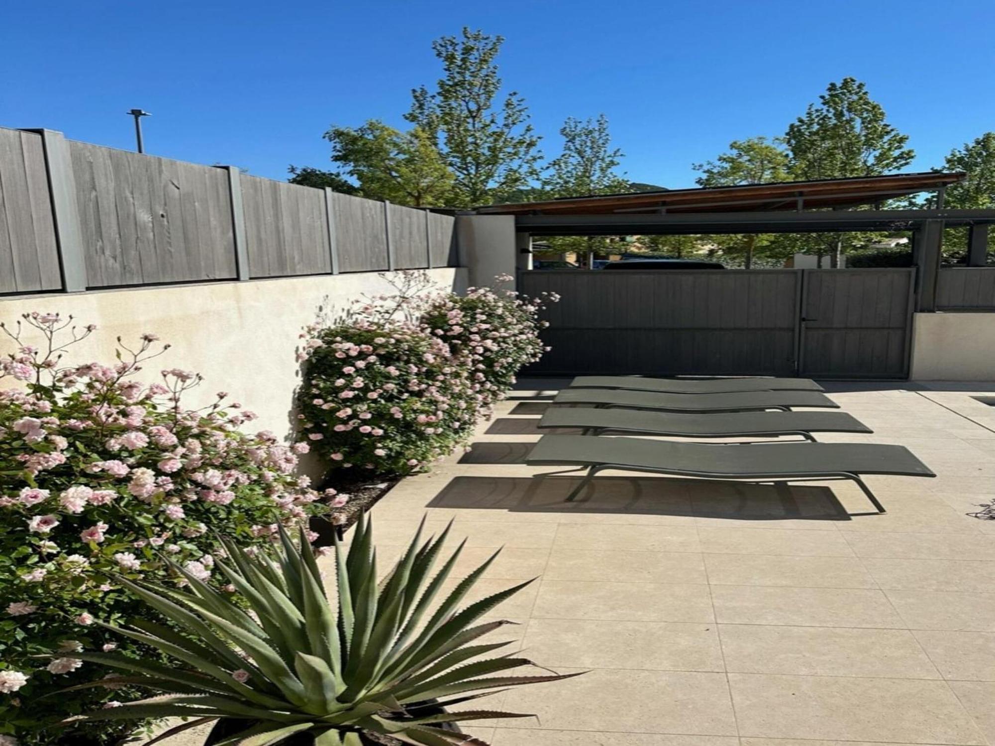 Modern Villa With Private Pool In Malauc N Malaucène Exterior foto